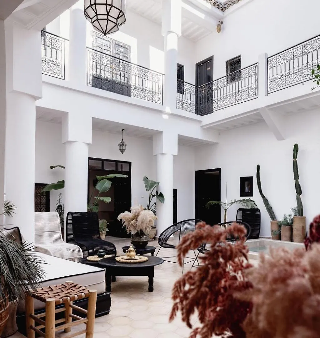 Riad 27 & Spa Entierement Privatise مراكش